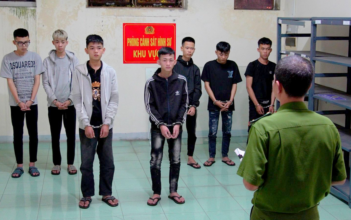 Giữ khẩn cấp 7 đối tượng liên quan vụ Giết người tại Quảng Ngãi