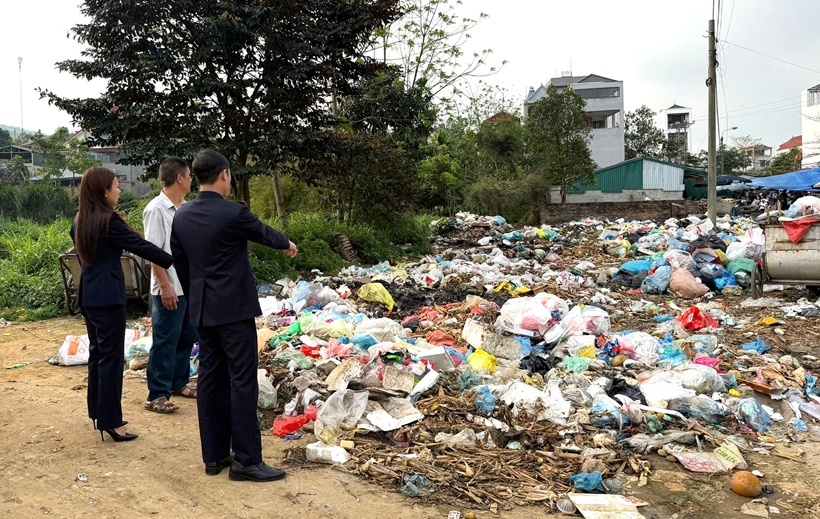 VKSND khu vực 7, tỉnh Phú Thọ vào cuộc xử lý “điểm nóng” rác thải tại Chợ Vàng