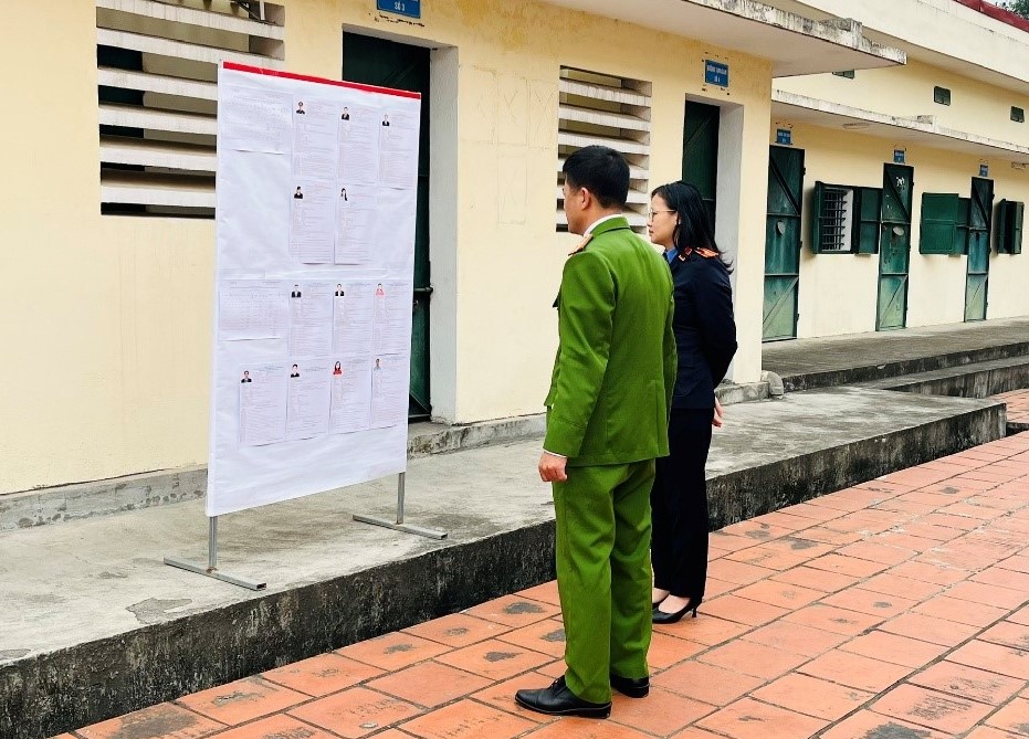 VKSND khu vực 11, tỉnh Phú Thọ kiểm sát việc đảm bảo quyền bầu cử của người bị tạm giữ, tạm giam