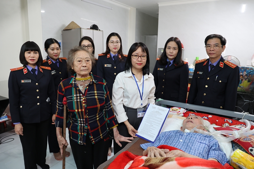 Sau kiến nghị VKSND, 2 công dân cao tuổi được giải quyết trợ cấp hưu trí xã hội