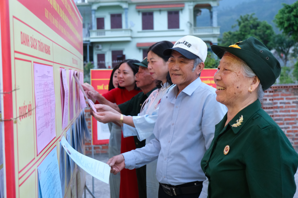 Quảng Ninh tổ chức bầu cử sớm tại nhiều khu vực bỏ phiếu