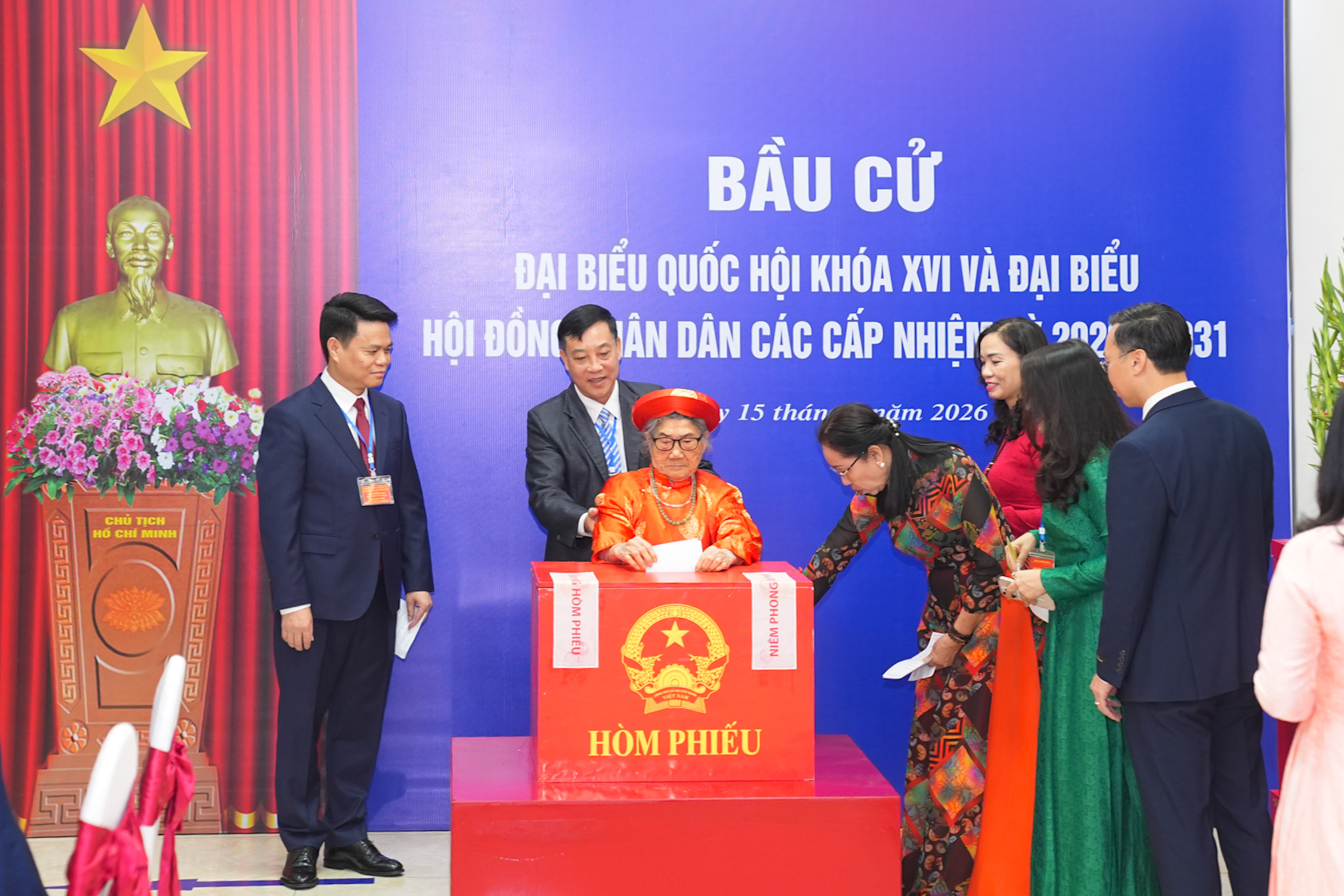 Hải Phòng, Quảng Ninh Tỷ lệ gần tuyệt đối cử tri hoàn thành quyền bầu cử trong ngày hội non sông