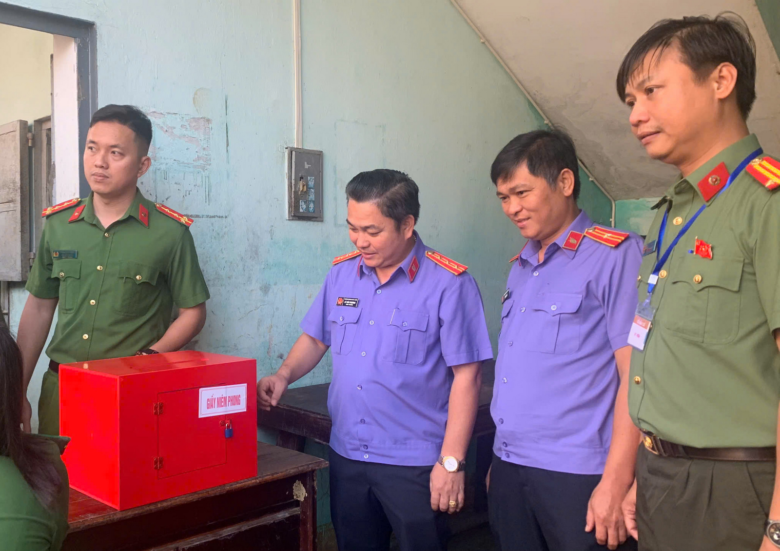 VKSND khu vực 10, TP Đà Nẵng trực tiếp kiểm sát công tác bầu cử tại cơ sở giam giữ