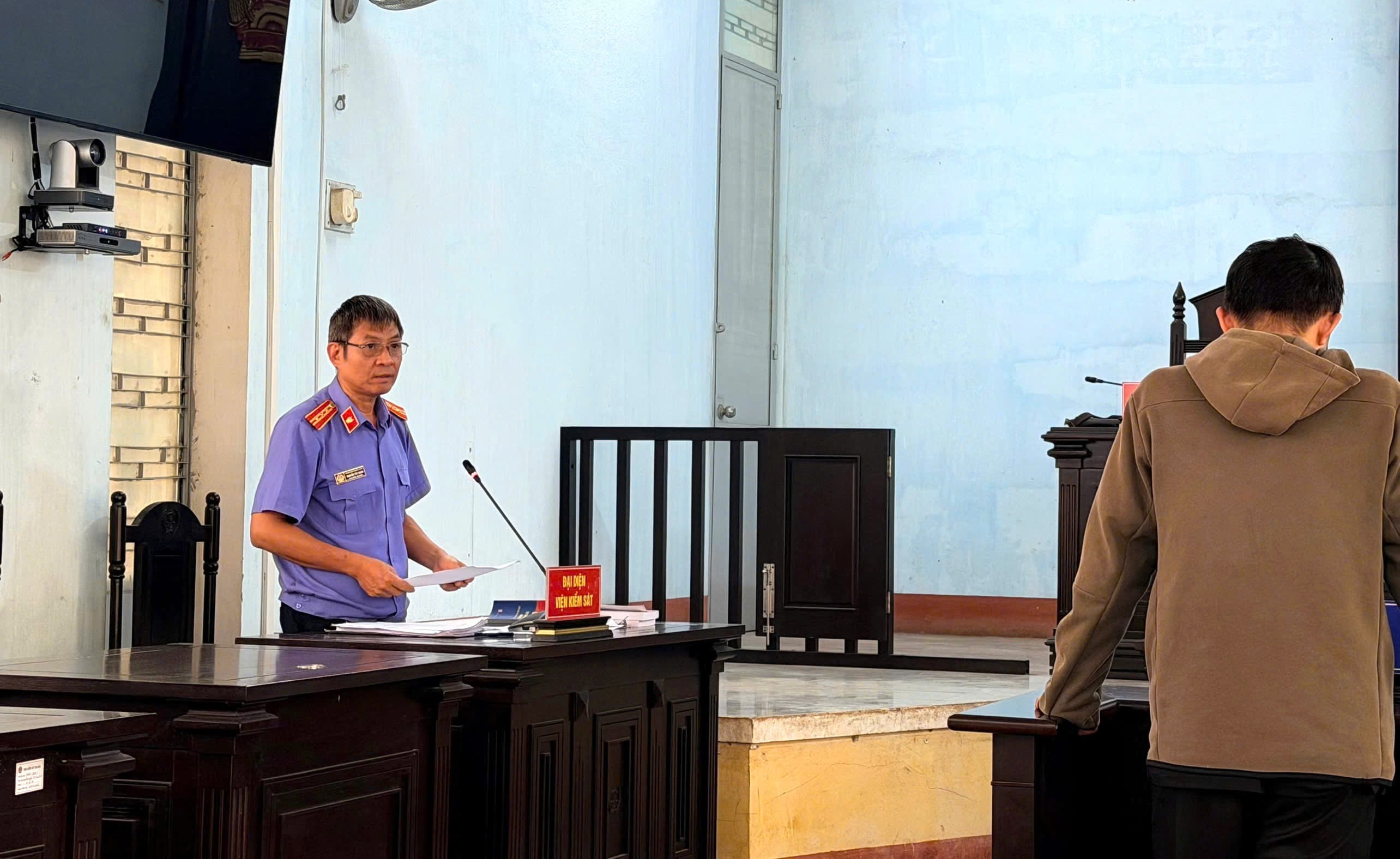 VKSND khu vực 1, tỉnh Đắk Lắk phối hợp tổ chức phiên tòa hình sự rút kinh nghiệm