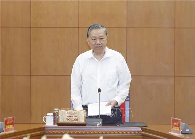 Tổng Bí thư Tô Lâm Cần có chiến lược cụ thể nhằm tái cơ cấu nền kinh tế