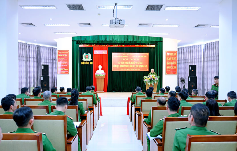 Tập huấn nghiệp vụ cho lực lượng Kỹ thuật hình sự Công an nhân dân