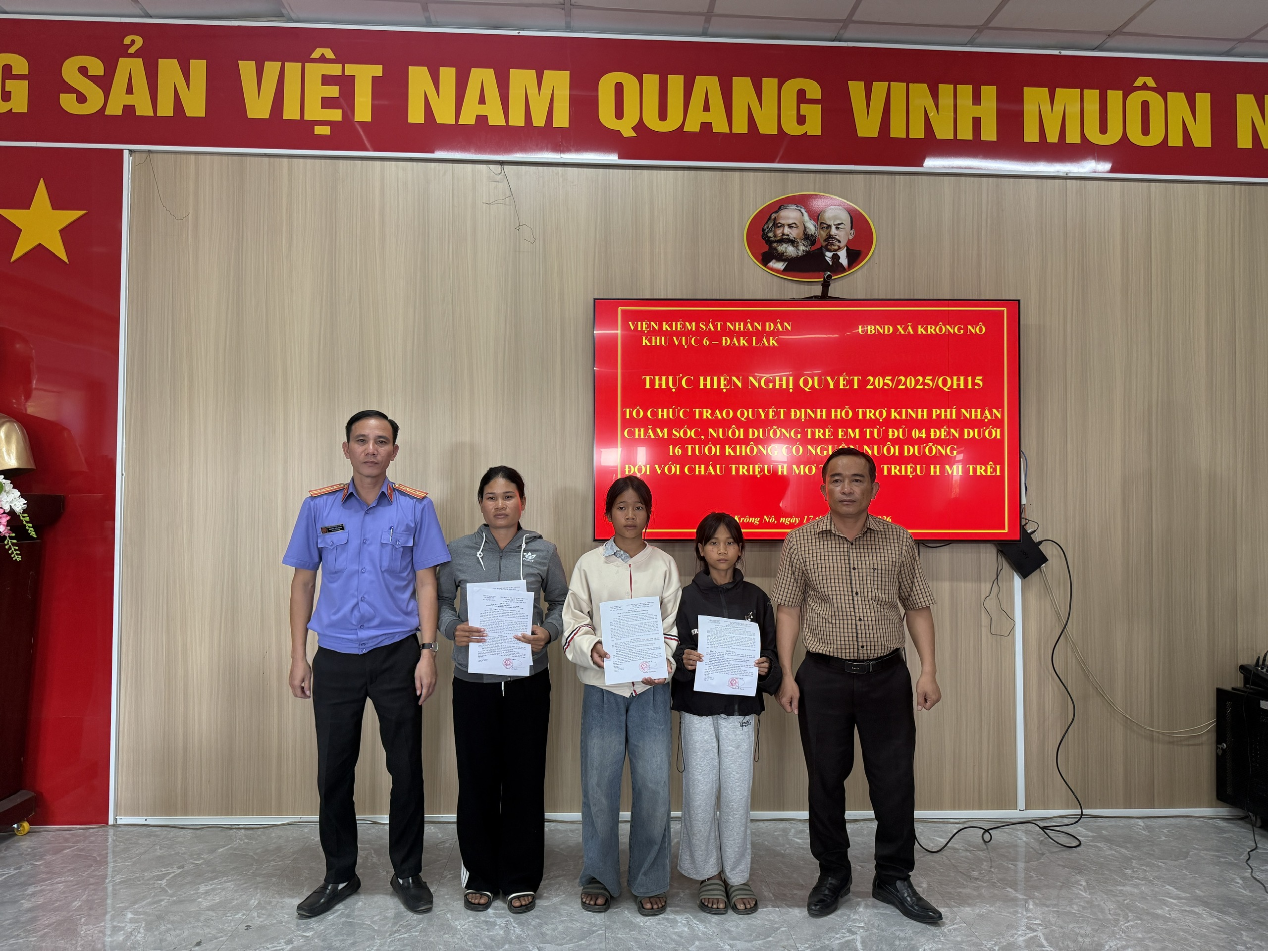 Chủ động vào cuộc, VKSND khu vực 6, tỉnh Đắk Lắk bảo vệ trẻ em yếu thế