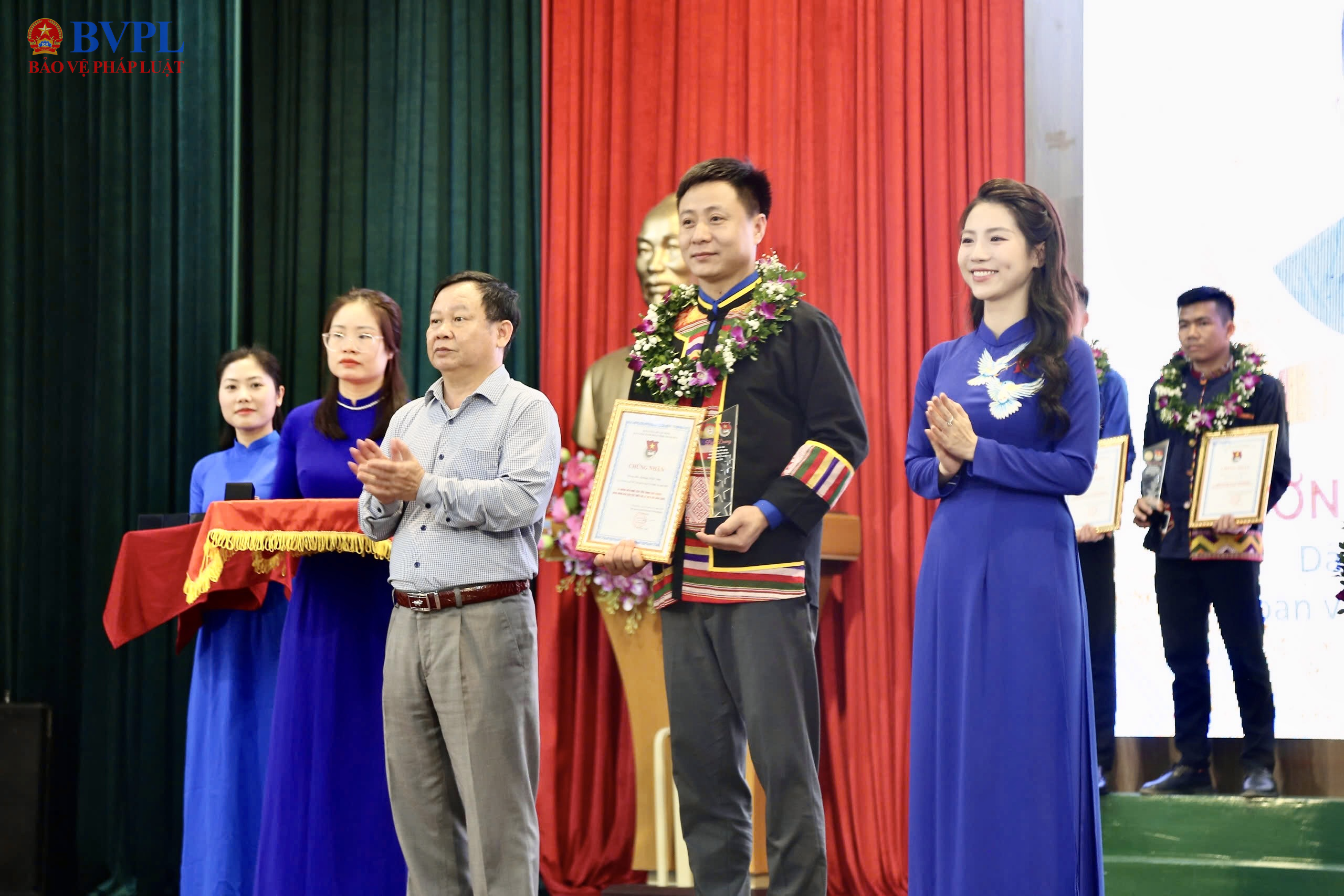 Thanh Hoá Biểu dương điển hình thanh niên tiên tiến vùng đồng bào dân tộc thiểu số