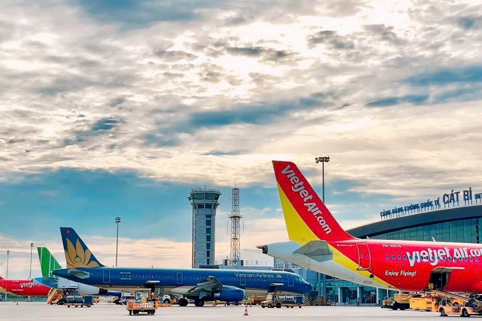 Hải Phòng tăng cường kiểm soát, bảo đảm an toàn bay tại sân bay Cát Bi