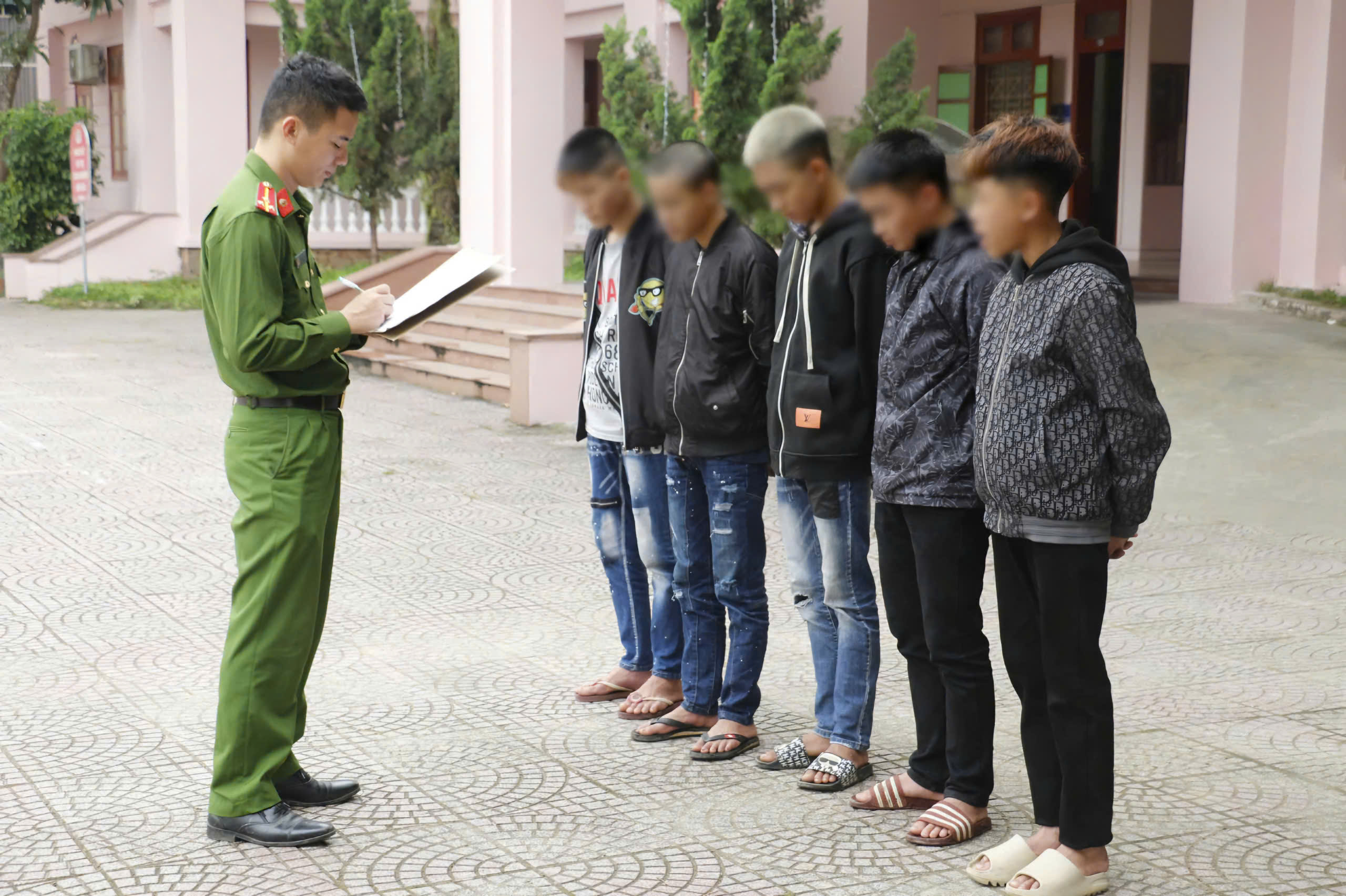 Nhóm trộm cắp xe máy liên tỉnh ở Nghệ An sa lưới