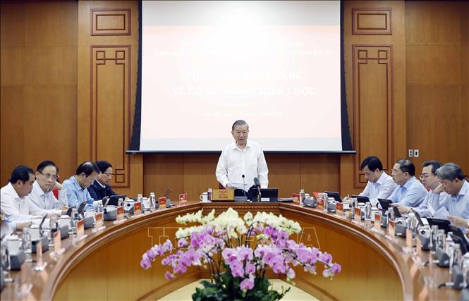 Thông báo Kết luận của Tổng Bí thư tại Phiên họp chuyên đề về công nghệ chiến lược