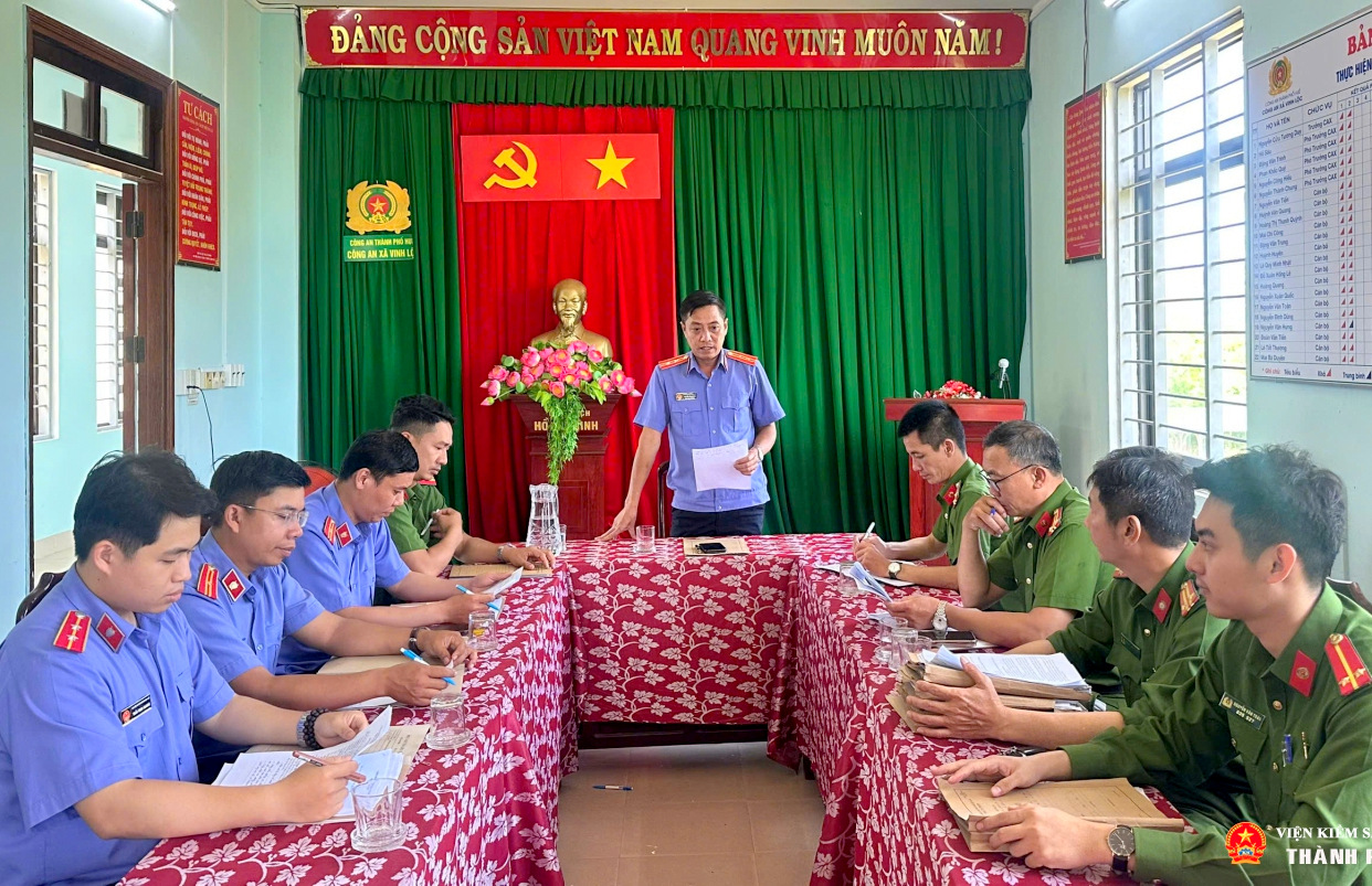 VKSND khu vực 4, TP Huế kiểm sát việc tiếp nhận, giải quyết nguồn tin tội phạm tại Công an xã