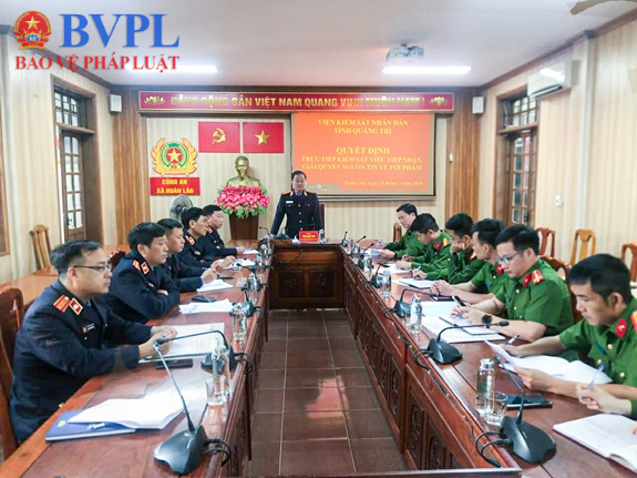 Trực tiếp kiểm sát việc tiếp nhận, giải quyết tố giác, tin báo về tội phạm của Công an cấp xã