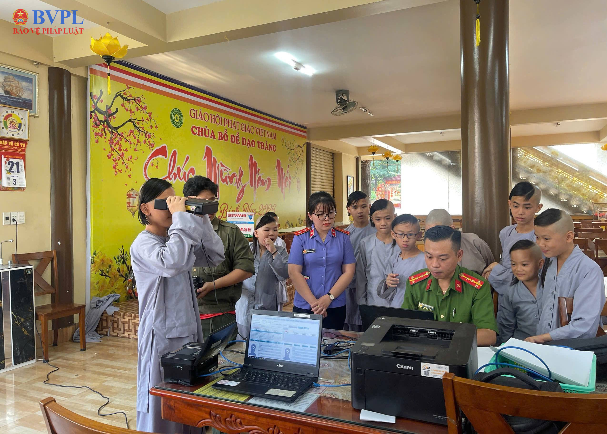 Từ kiến nghị của Viện kiểm sát, 17 trẻ em mồ côi được hỗ trợ làm Căn cước công dân