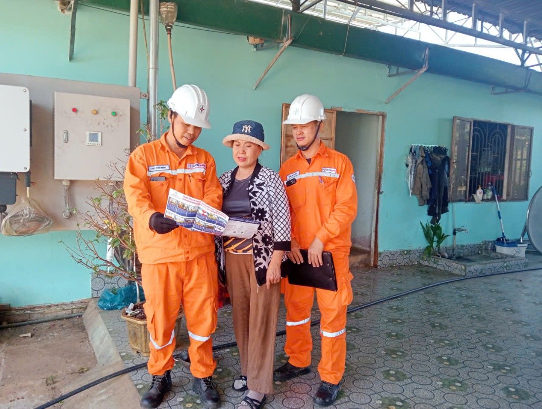 Nắng nóng tiếp tục gia tăng EVNSPC cảnh báo hóa đơn tiền điện tăng cao