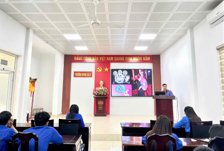 VKSND khu vực 6 - Quảng Ninh tuyên truyền pháp luật về ma túy, thuốc lá điện tử cho thanh thiếu niên