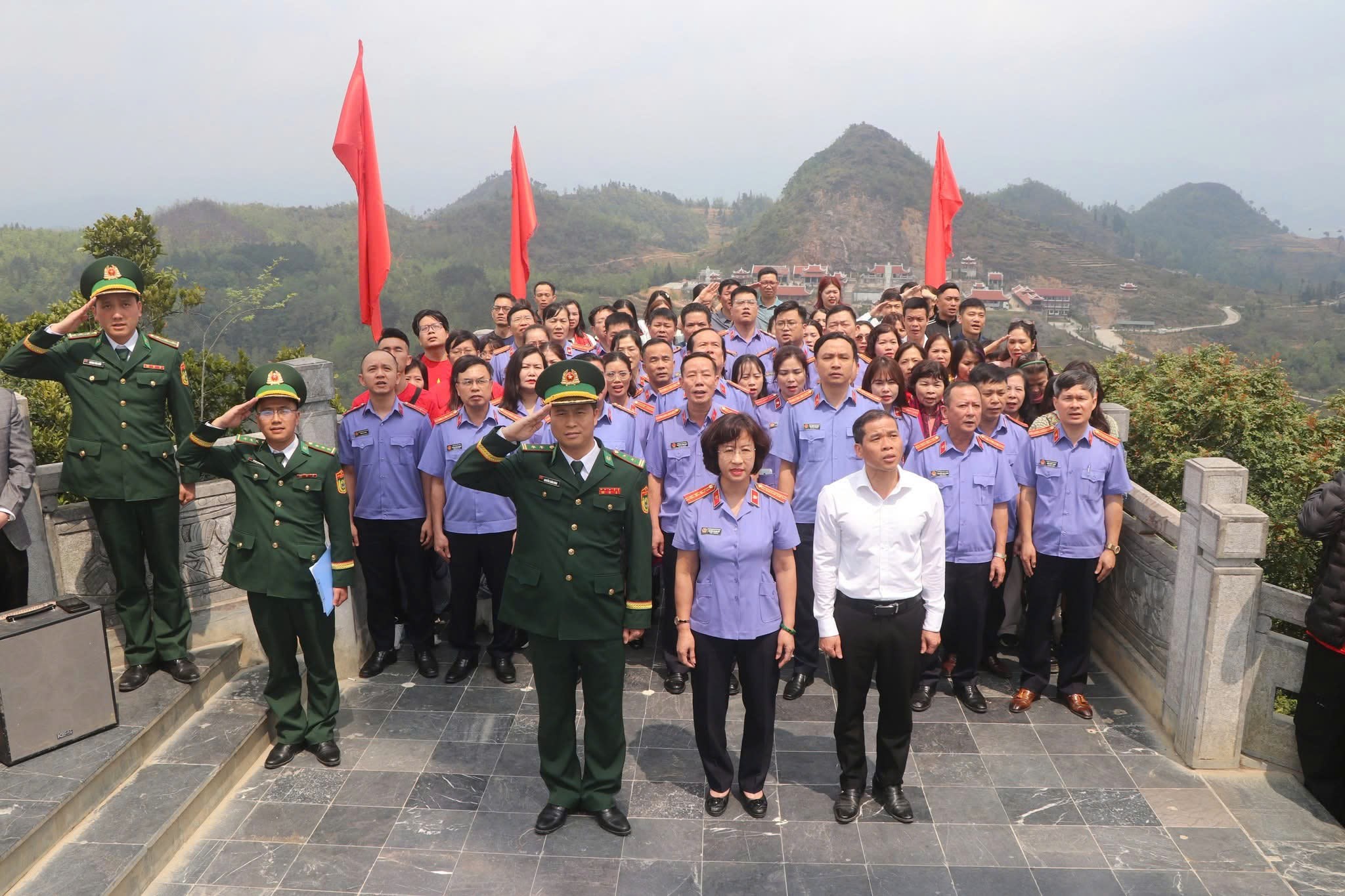 Đảng bộ VKSND tỉnh tổ chức sinh hoạt chuyên đề