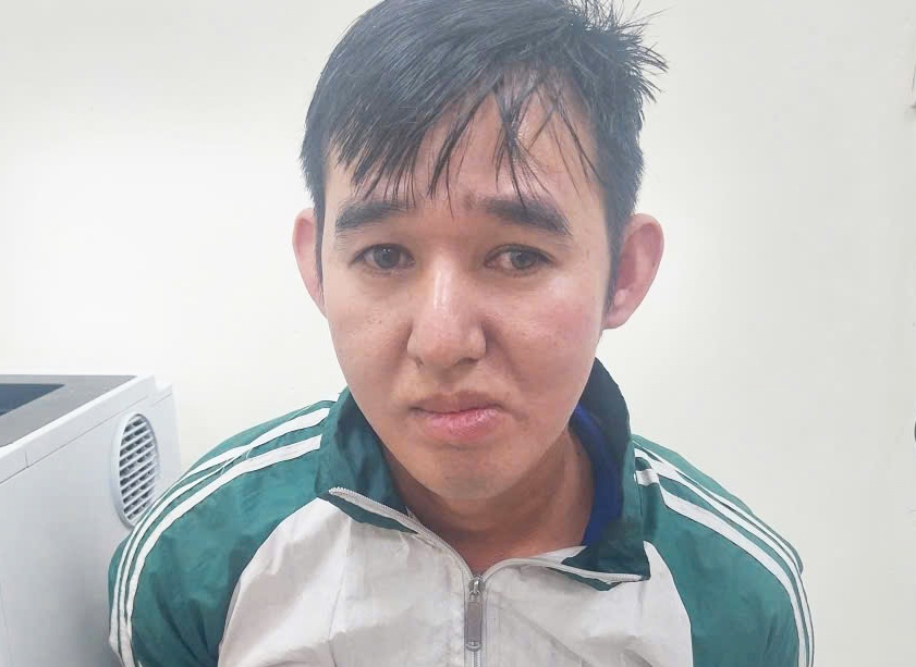 Tạm giữ hình sự đối tượng hiếp dâm bé gái 12 tuổi trong quán cà phê chòi