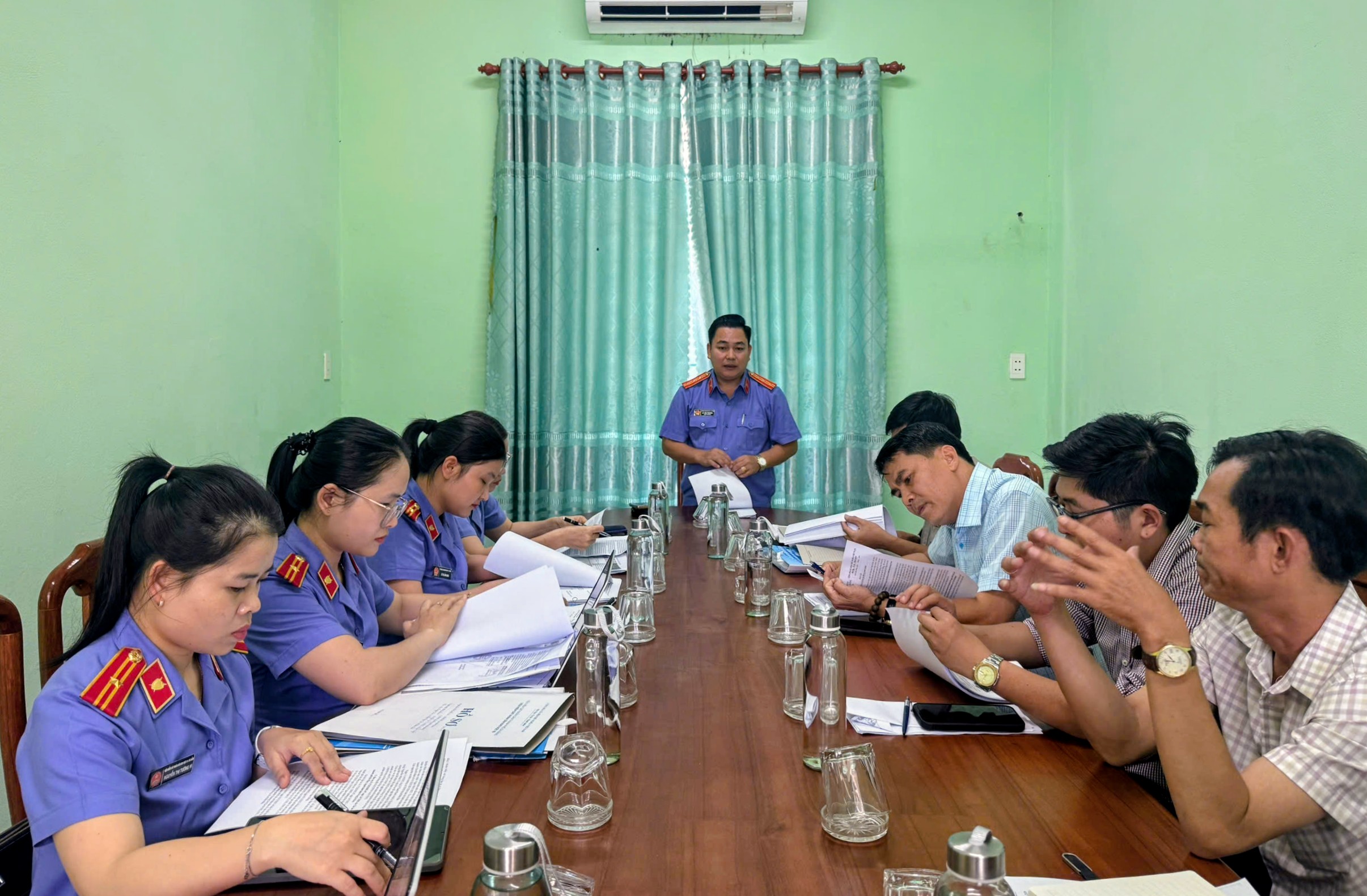 VKSND khu vực 10, TP Đà Nẵng tăng cường kiểm sát thi hành án hành chính