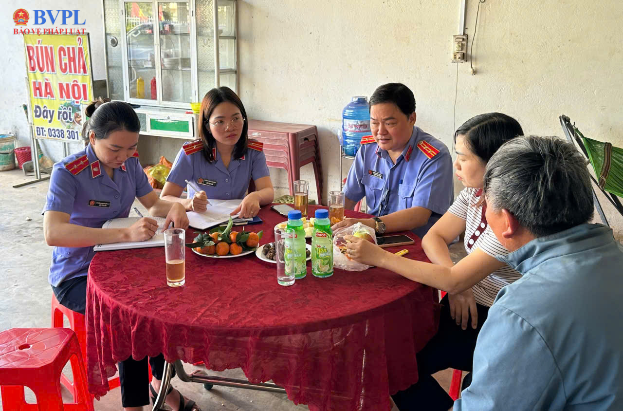 VKSND khu vực 9 - Lâm Đồng kiến nghị UBND xã cấp giấy tờ tùy thân cho người khuyết tật