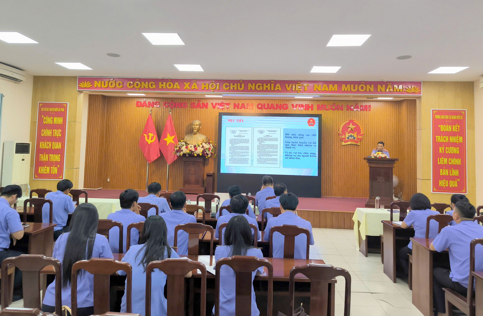 VKSND TP Huế nâng cao chất lượng công tác tuyên truyền, lan tỏa hình ảnh cán bộ kiểm sát