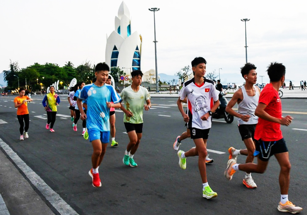 Hơn 12 000 vận động viên tham gia Giải Vô địch quốc gia Marathon Báo Tiền phong 2026