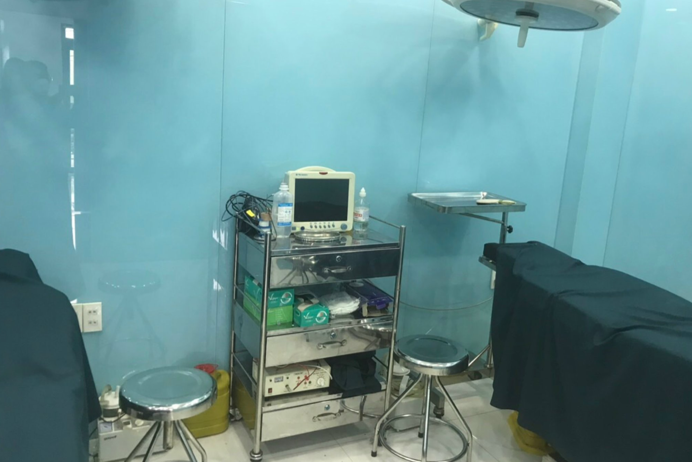 Cơ sở thẩm mỹ chui bị phạt 80 triệu đồng, đình chỉ hoạt động 18 tháng