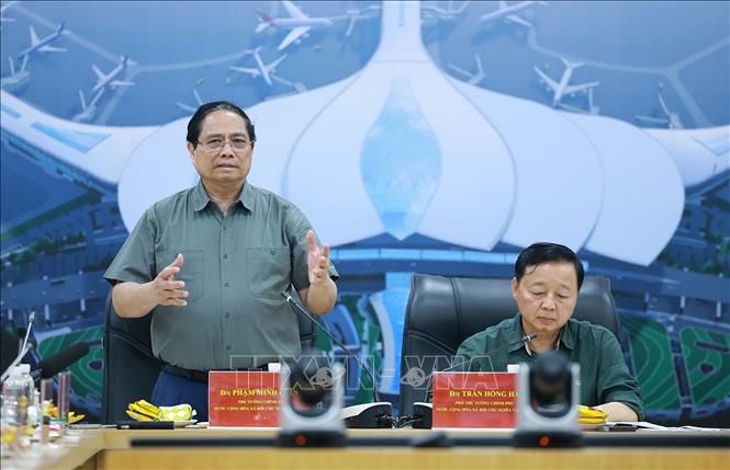 Thủ tướng Phạm Minh Chính Khai thác thương mại sân bay Long Thành vào cuối năm 2026