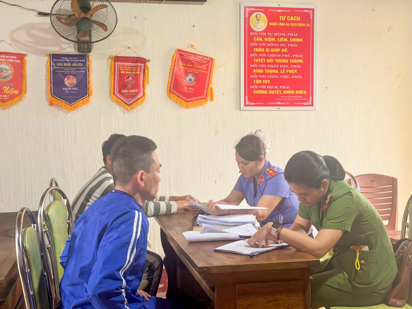 VKSND khu vực 10, TP Đà Nẵng kiểm sát việc đối chất vụ án về ma túy