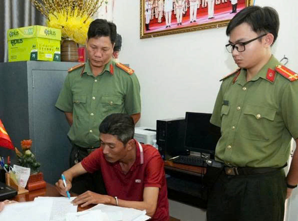 Phê chuẩn khởi tố đối tượng “Lừa đảo chiếm đoạt tài sản” gần 10 tỉ đồng