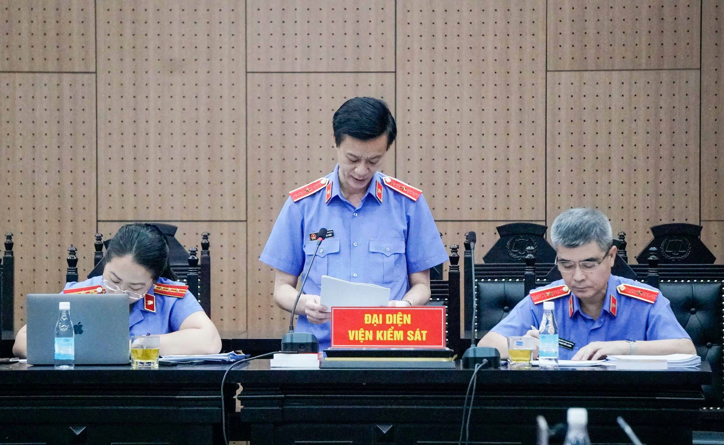 Viện kiểm sát chỉ rõ vai trò của loạt cựu cán bộ trong sai phạm đấu thầu