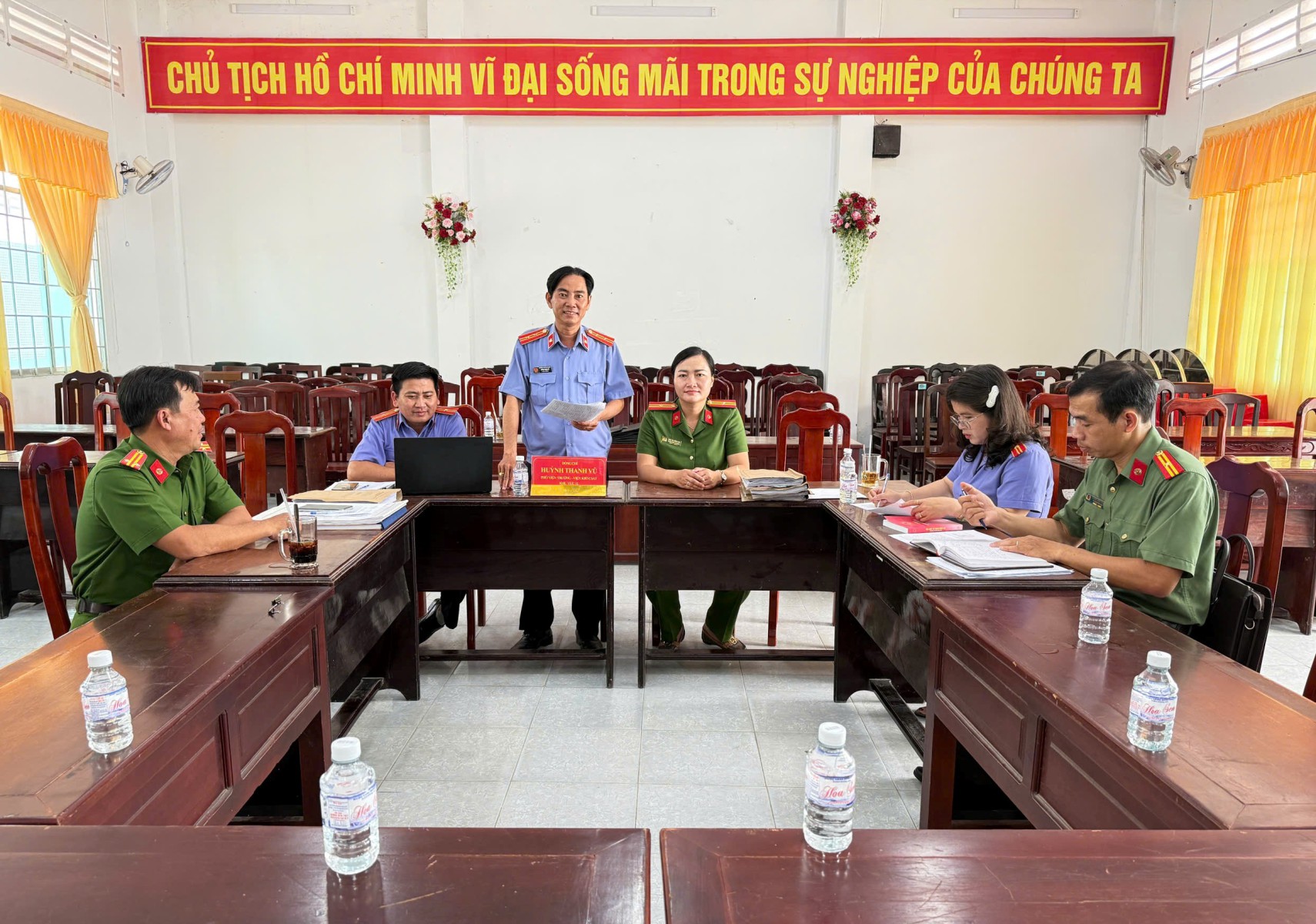 VKSND Khu vực 11 – Cần Thơ trực tiếp kiểm sát công tác giải quyết nguồn tin tội phạm