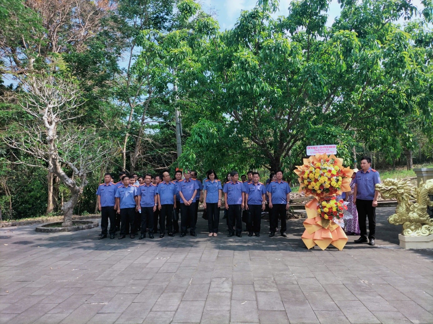 Hoạt động về nguồn và tinh thần thi đua quyết thắng của Cụm thi đua số 1 tại căn cứ địa Cách mạng Khu 10