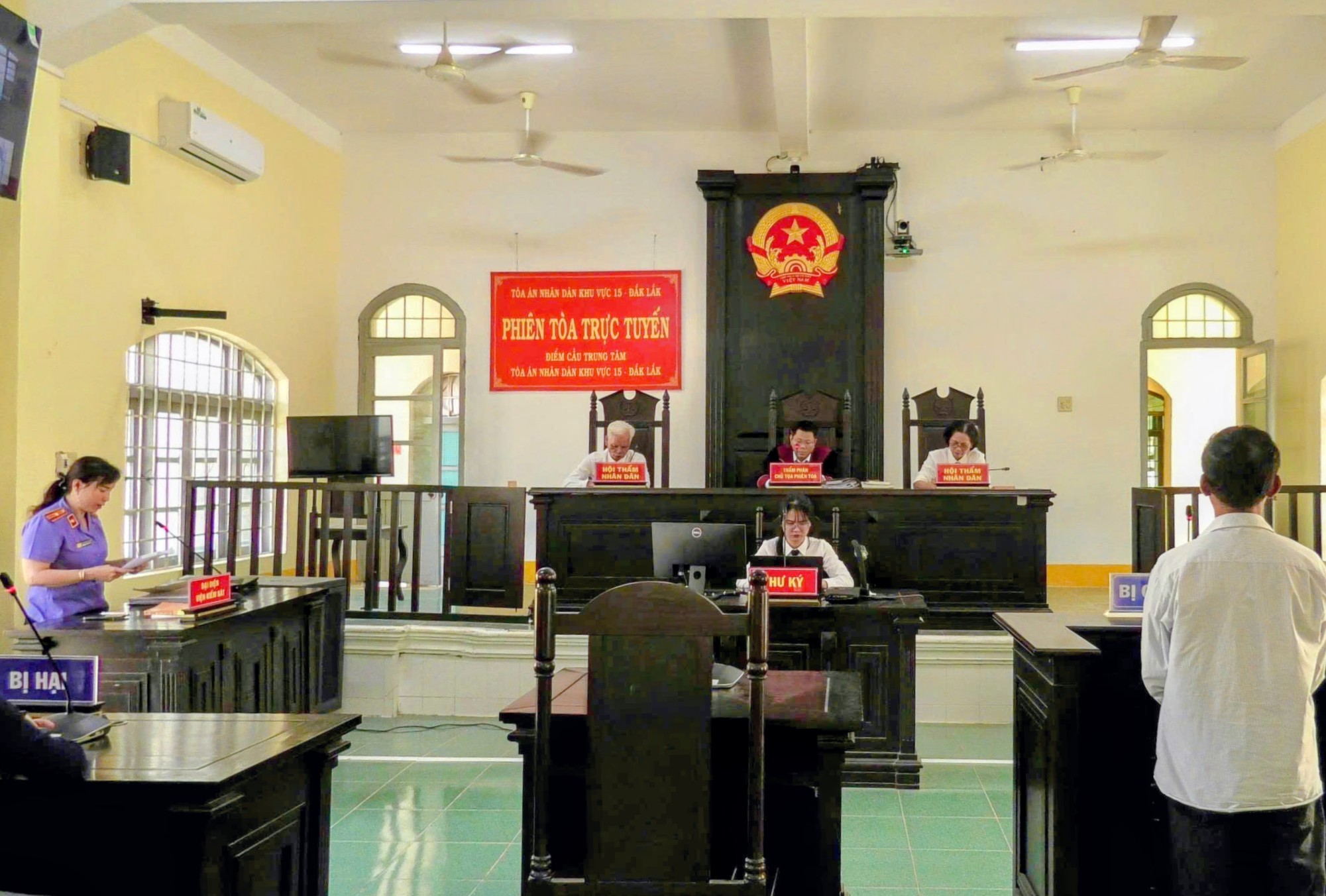 VKSND khu vực 15, tỉnh Đắk Lắk phối hợp tổ chức phiên tòa rút kinh nghiệm