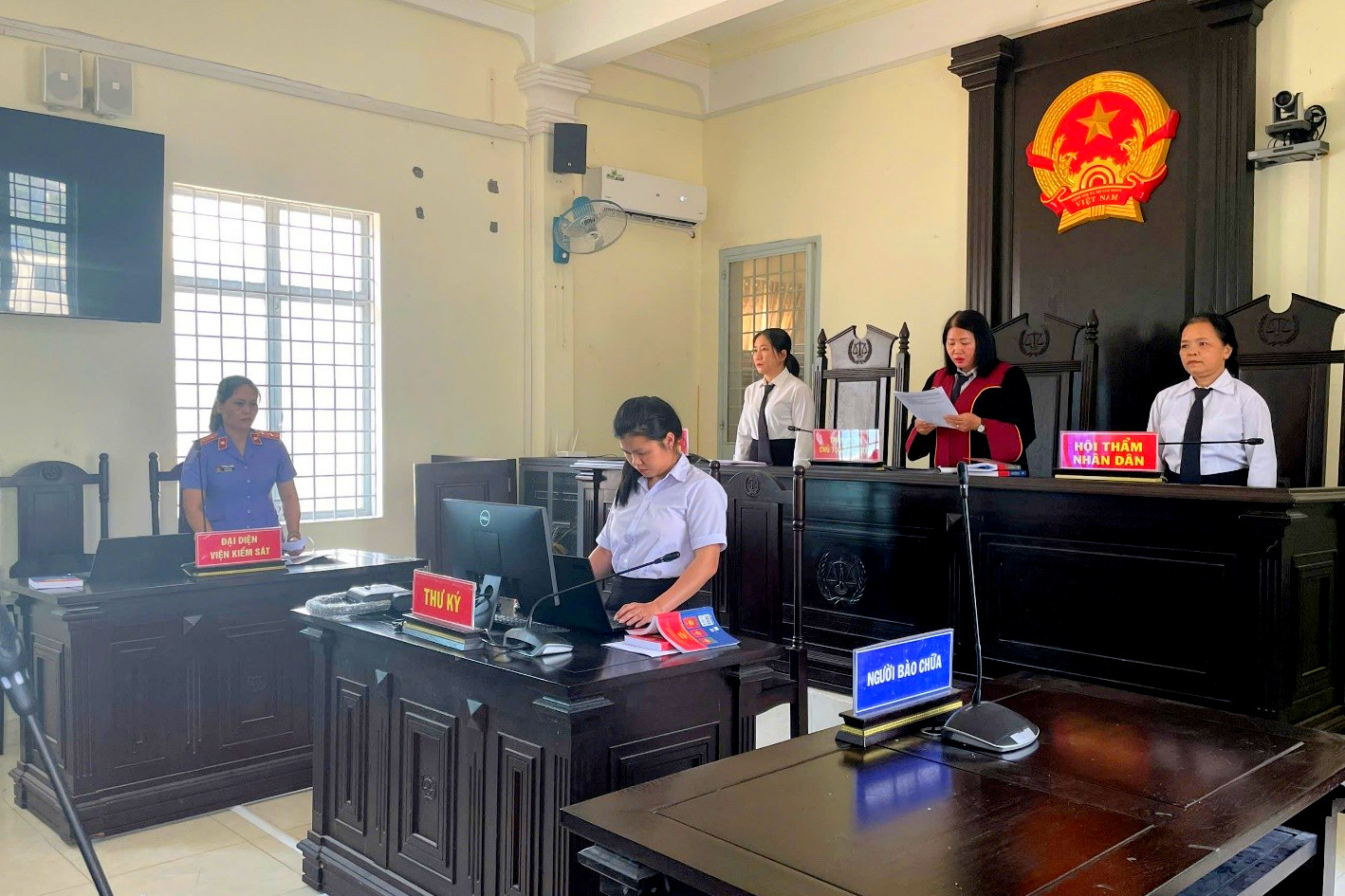 Lãnh đạo VKSND khu vực 11, Quảng Ngãi trực tiếp thực hành quyền công tố tại phiên tòa hình sự