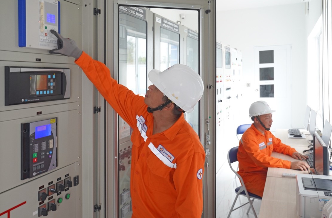 EVN chủ động làm việc với tỉnh phía Nam để bảo đảm cung ứng điện năm 2026