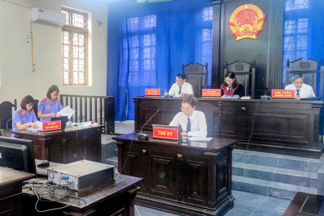 VKSND khu vực 9, TP Hải Phòng phối hợp tổ chức phiên tòa trực tuyến rút kinh nghiệm