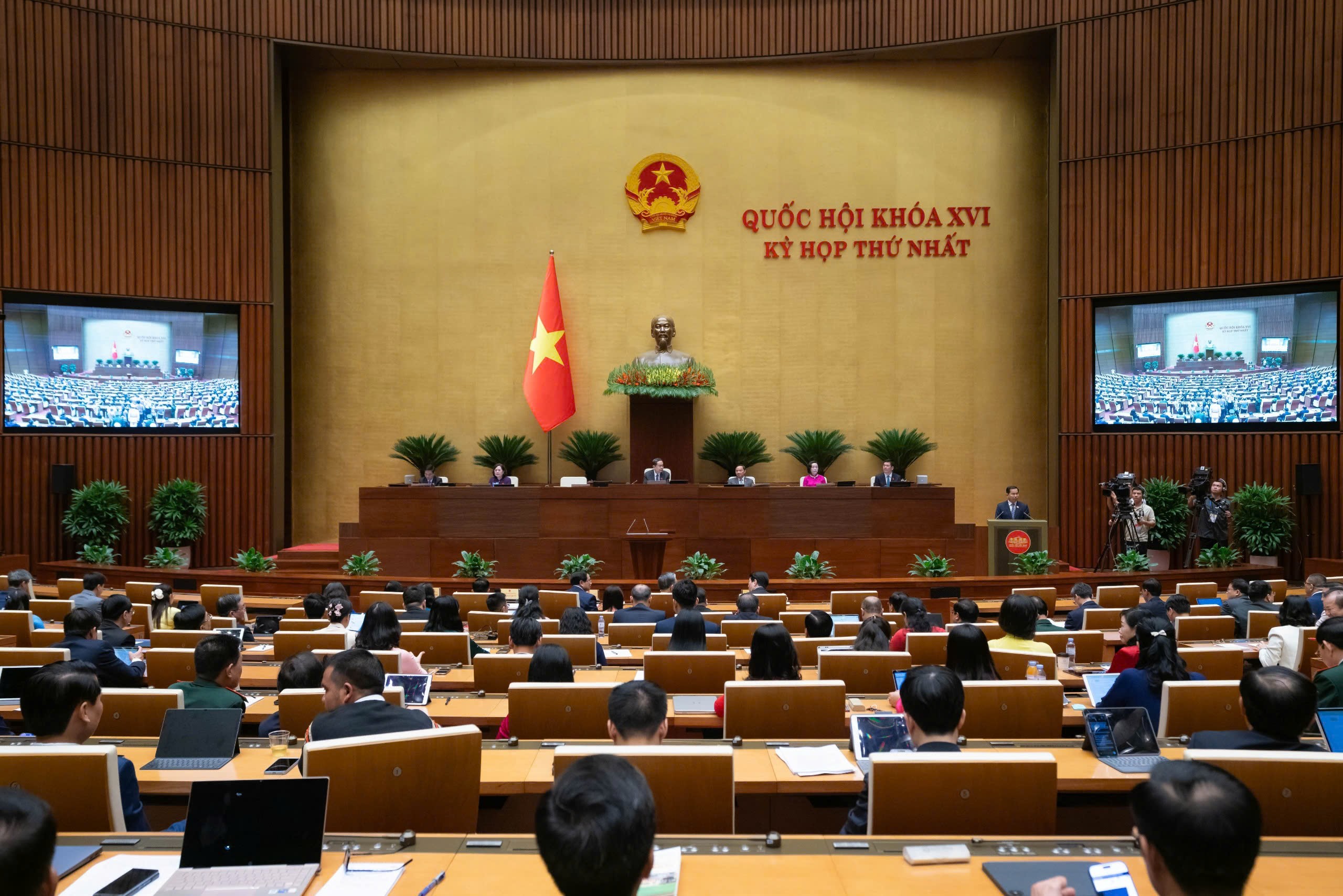 Chính phủ nhiệm kỳ mới có 14 Bộ, 3 cơ quan ngang Bộ