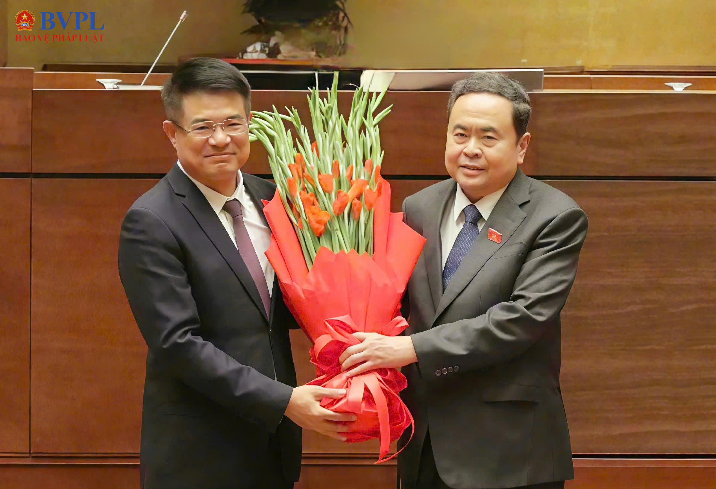 Đồng chí Nguyễn Huy Tiến tiếp tục được Quốc hội tín nhiệm bầu làm Viện trưởng VKSND tối cao