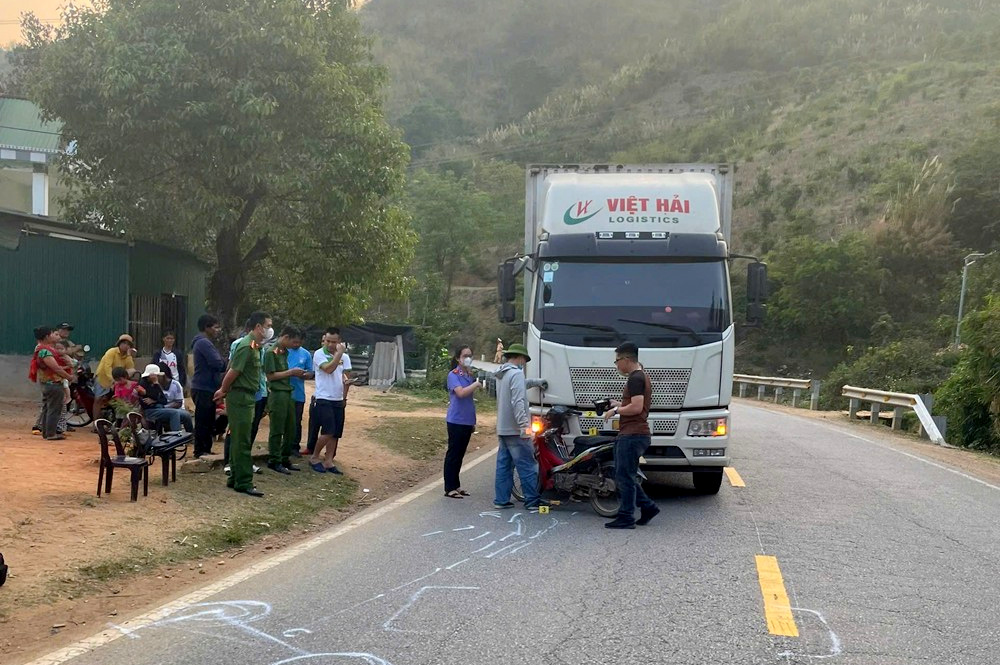 VKSND khu vực 11 - Quảng Ngãi kiểm sát hiện trường nhiều vụ tai nạn giao thông nghiêm trọng