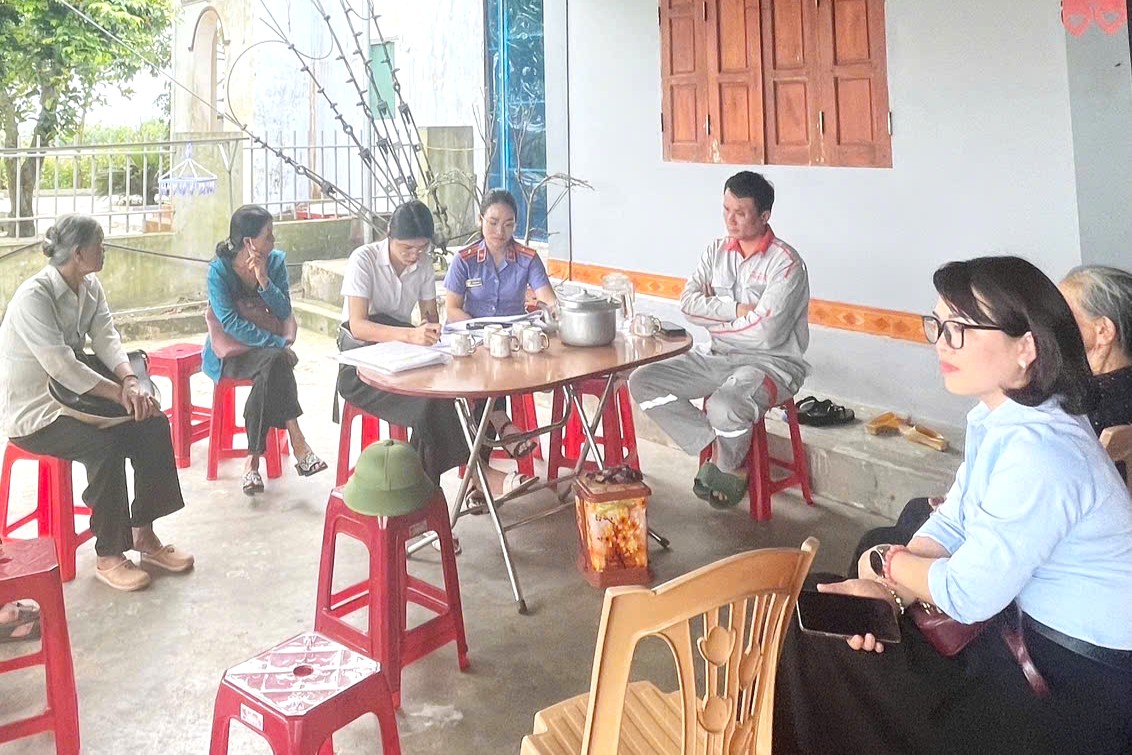 Kiểm sát việc xem xét, thẩm định tại chỗ tài sản tranh chấp đối với vụ án dân sự