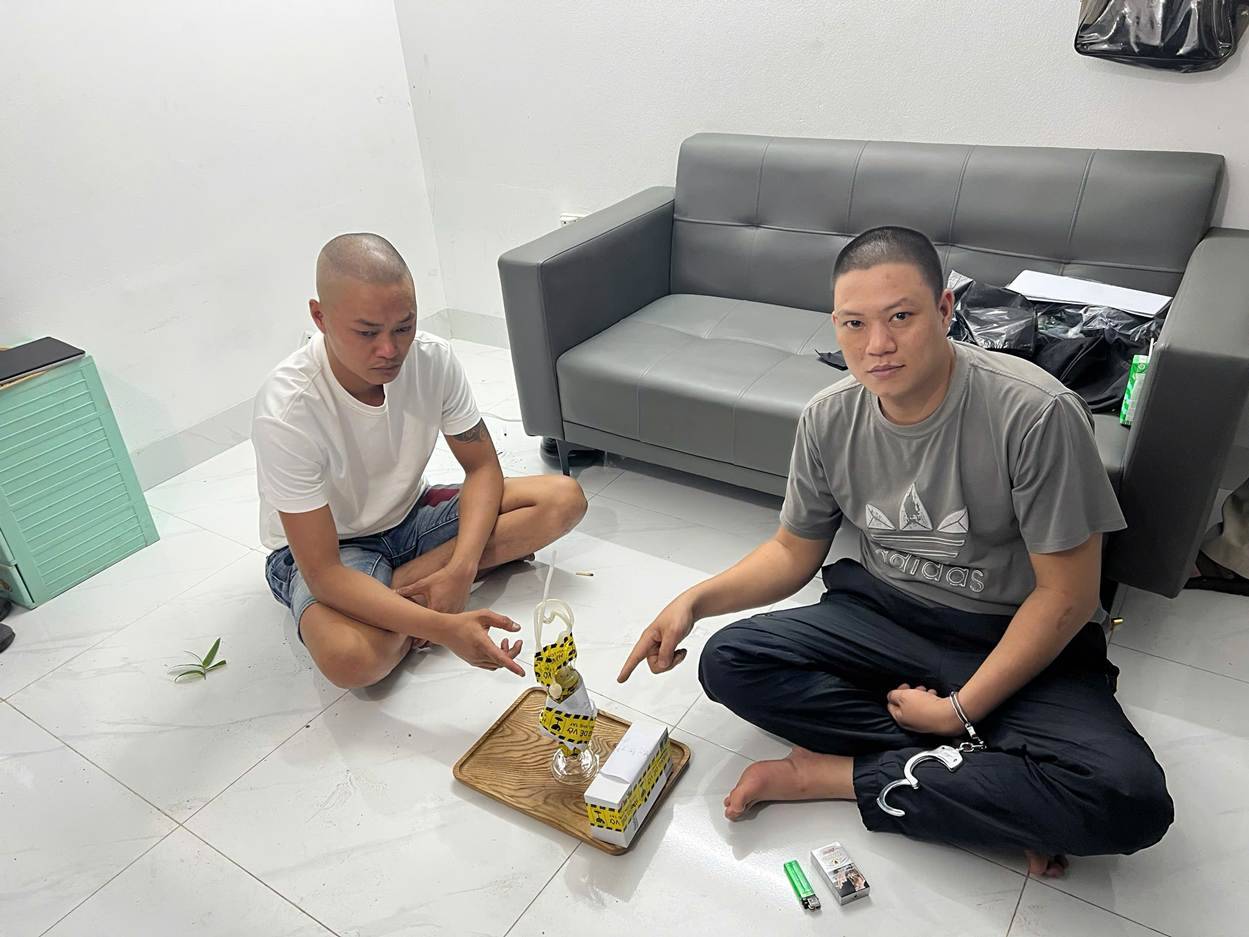 Bắt giữ các đối tượng mua bán, tổ chức sử dụng trái phép chất ma túy