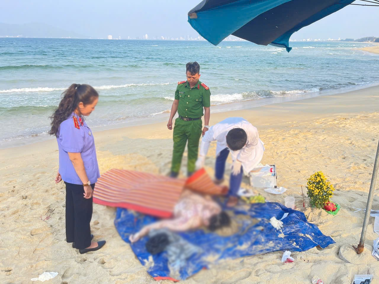 Kiểm sát khám nghiệm hiện trường vụ chết người chưa rõ nguyên nhân