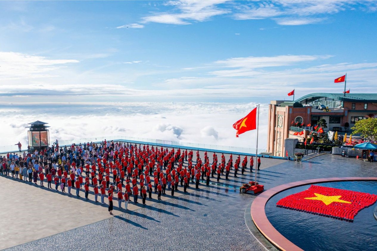 Kỳ nghỉ lễ Giỗ tổ Hùng Vương và 30 4 Loạt trải nghiệm độc bản từ Bắc chí Nam