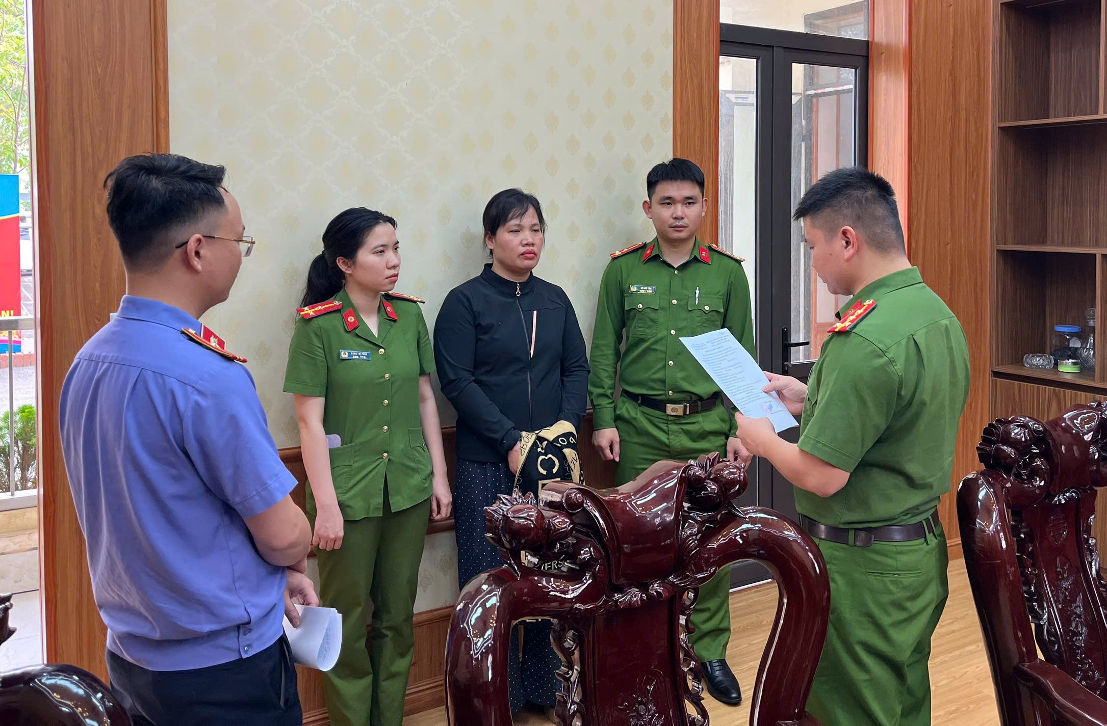 Bắt tạm giam đối tượng lừa đảo “chạy án” chiếm đoạt gần 500 triệu đồng