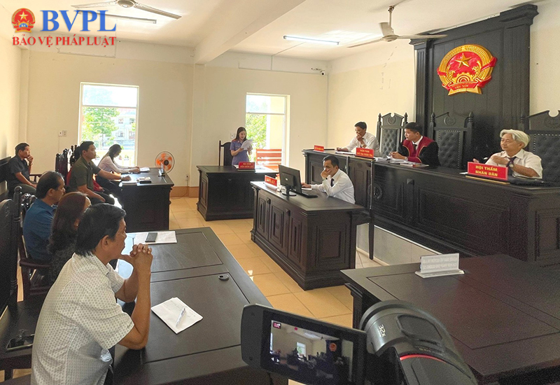 VKSND Khu vực 7 TP Cần Thơ tổ chức phiên tòa rút kinh nghiệm dân sự