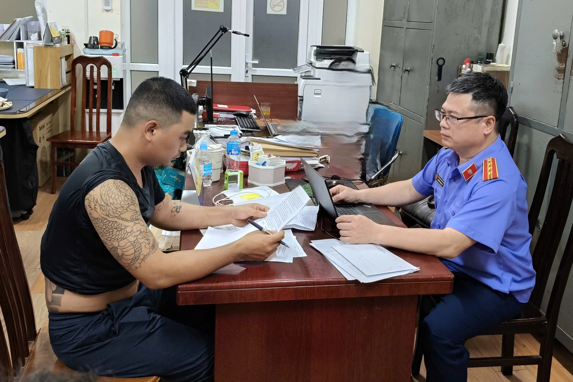 Phê chuẩn khởi tố 8 bị can trong đường dây lừa đảo tại Công ty Sky Media