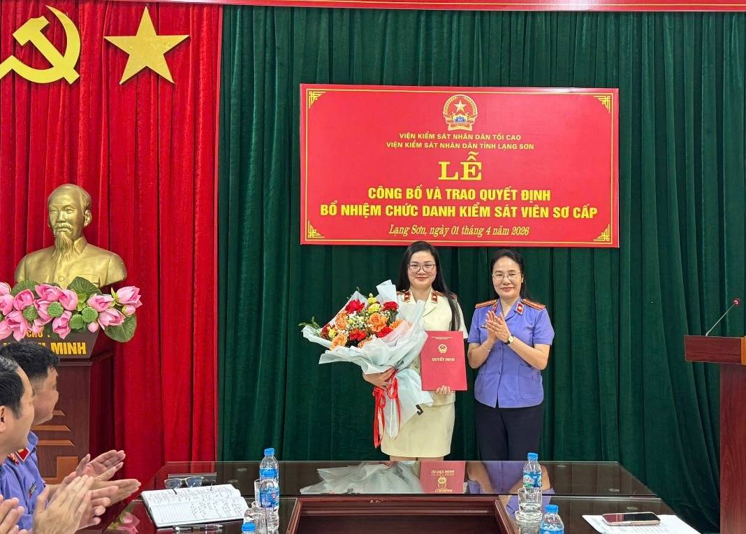 VKSND tỉnh Lạng Sơn tổ chức Lễ công bố và trao quyết định bổ nhiệm Kiểm sát viên sơ cấp