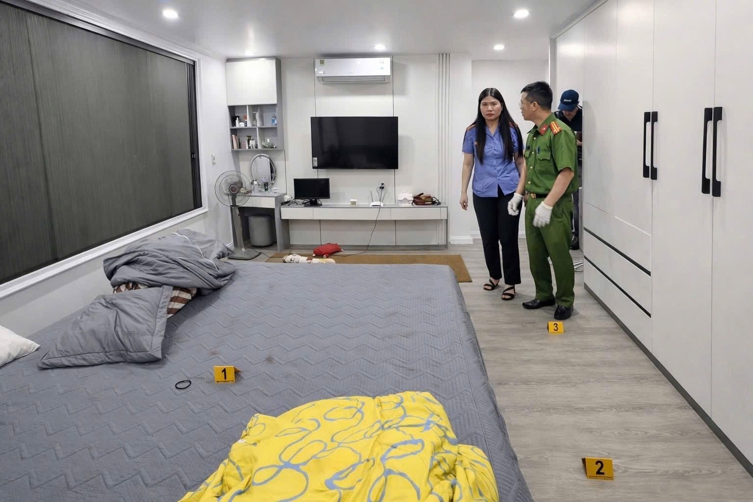 Phê chuẩn khởi tố cán bộ xã đánh vợ thương tích 95