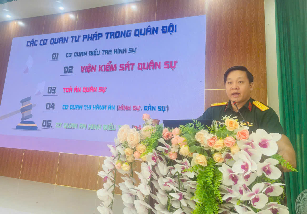 Viện kiểm sát Quân sự Khu vực 71 tổ chức tuyên truyền phổ biến giáo dục pháp luật